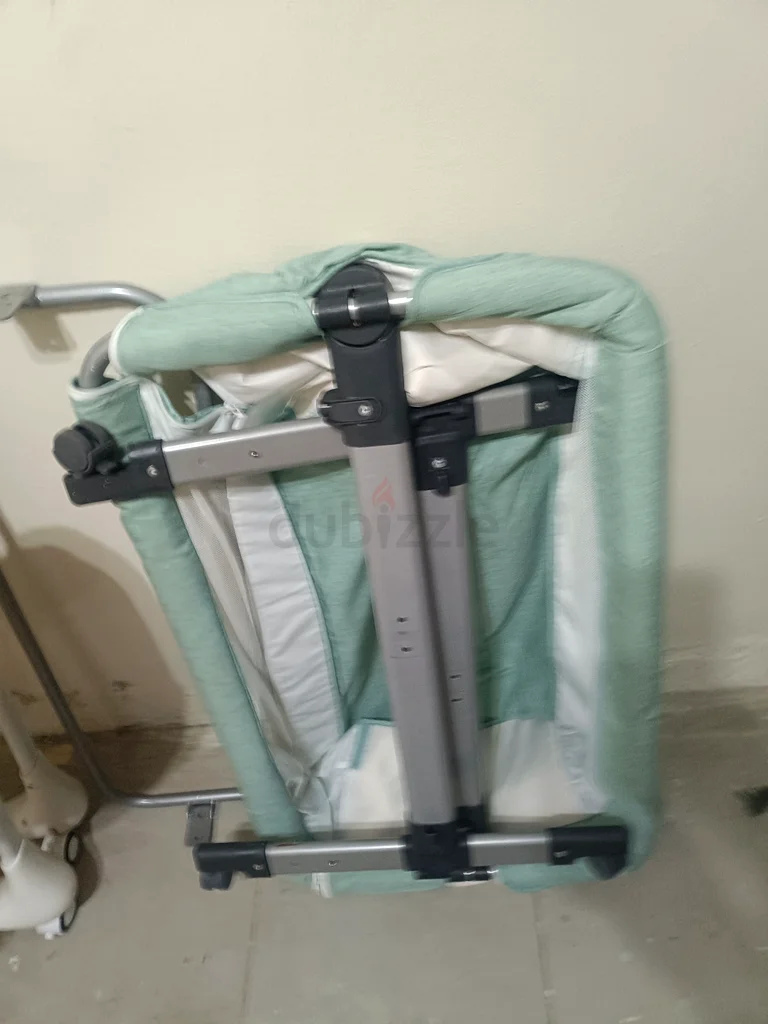 سرير الأطفال63175285622785111