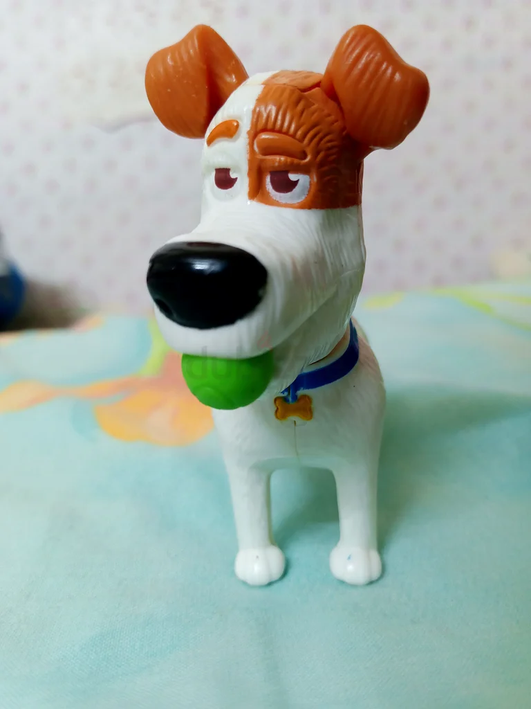 The secret life of pets 2tail wagging Max action figure!63228315263490111