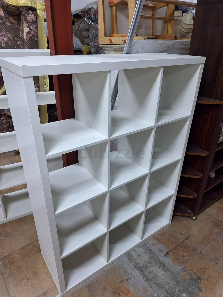 أرفف الكتب63219344897025111
