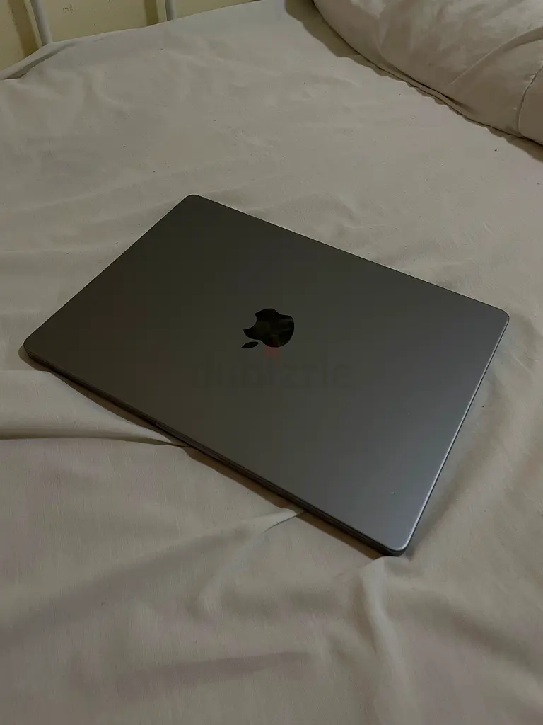 M3 Macbook Pro63254993497218111
