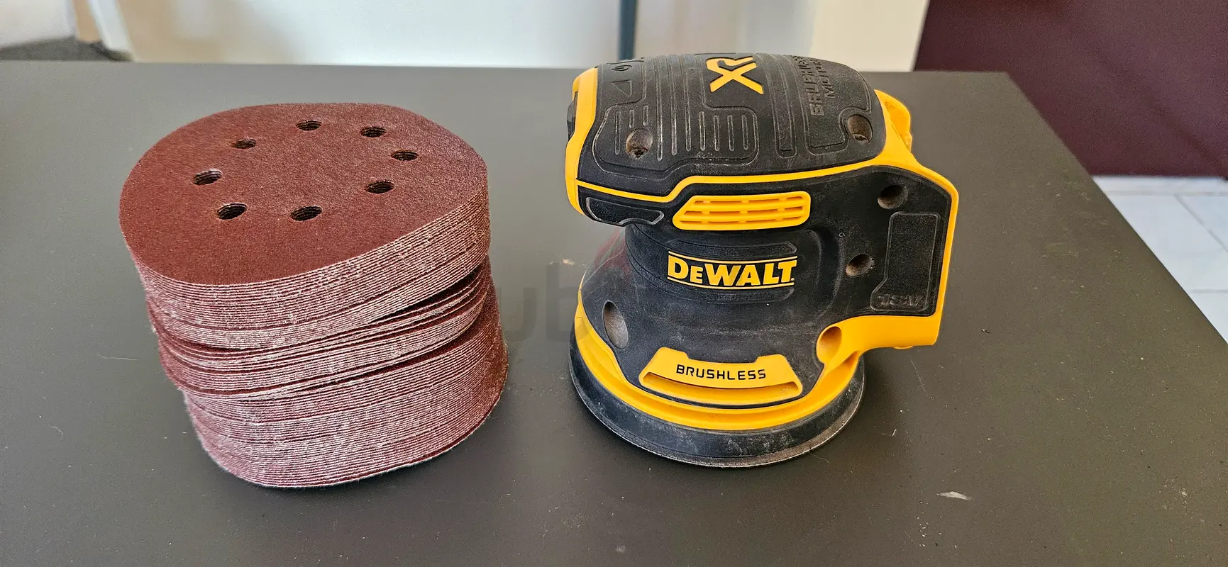 DeWalt Random Orbital Sander