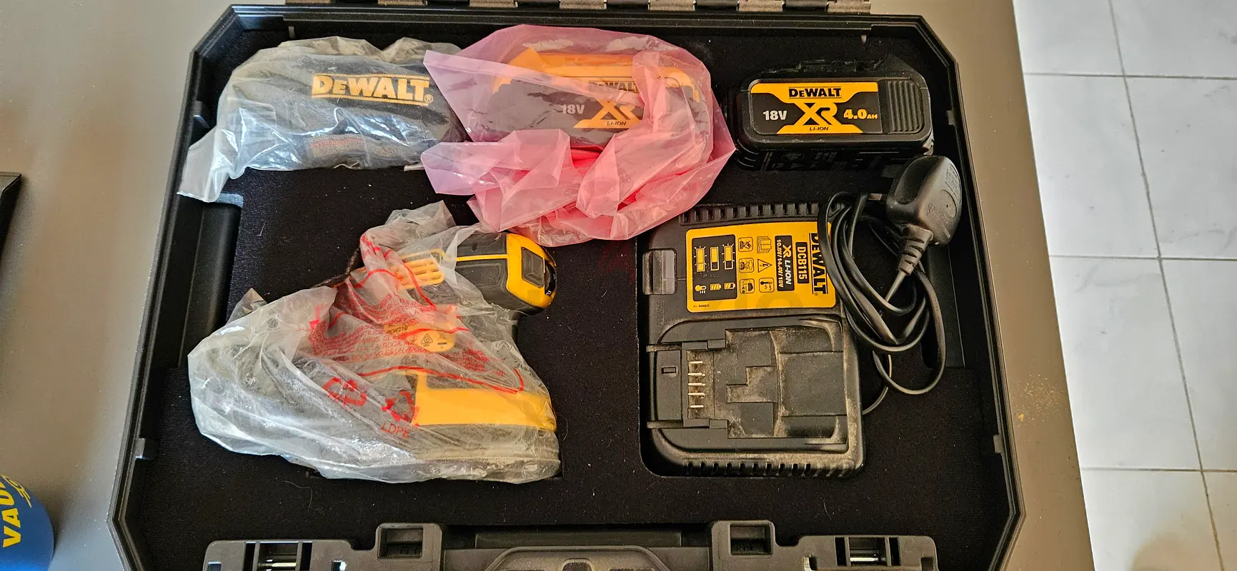 DeWalt Random Orbital Sander63220824124545111