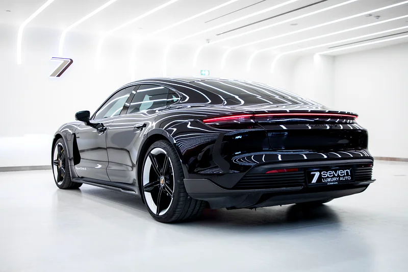 2021 PORSCHE TAYCAN TURBO S - GCC - FULL CARBON WITH SERVICE HISTORY AND AL NABOODA WARRANTY -63150947035138113