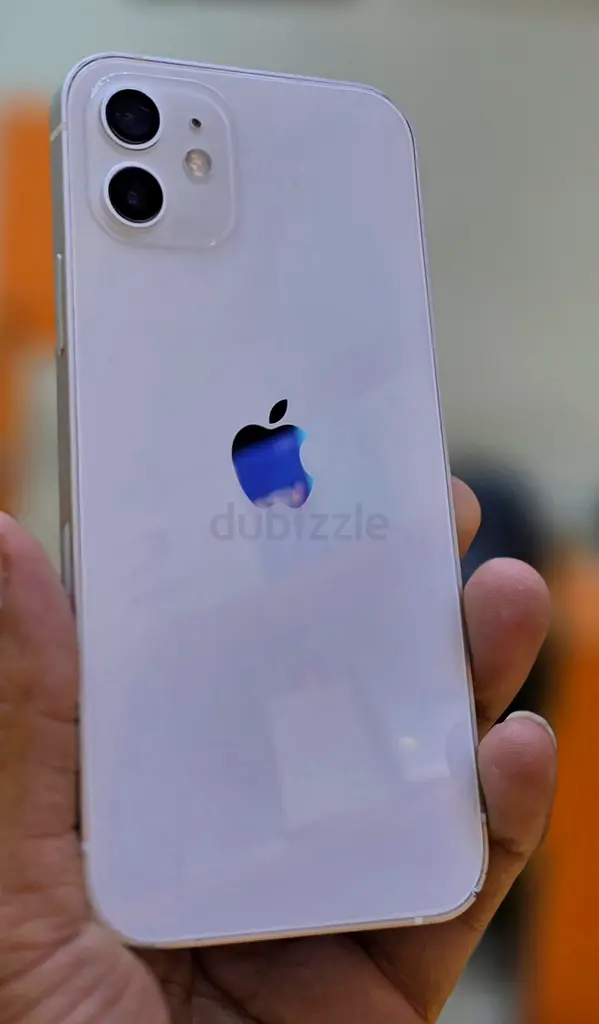 IPHONE 12