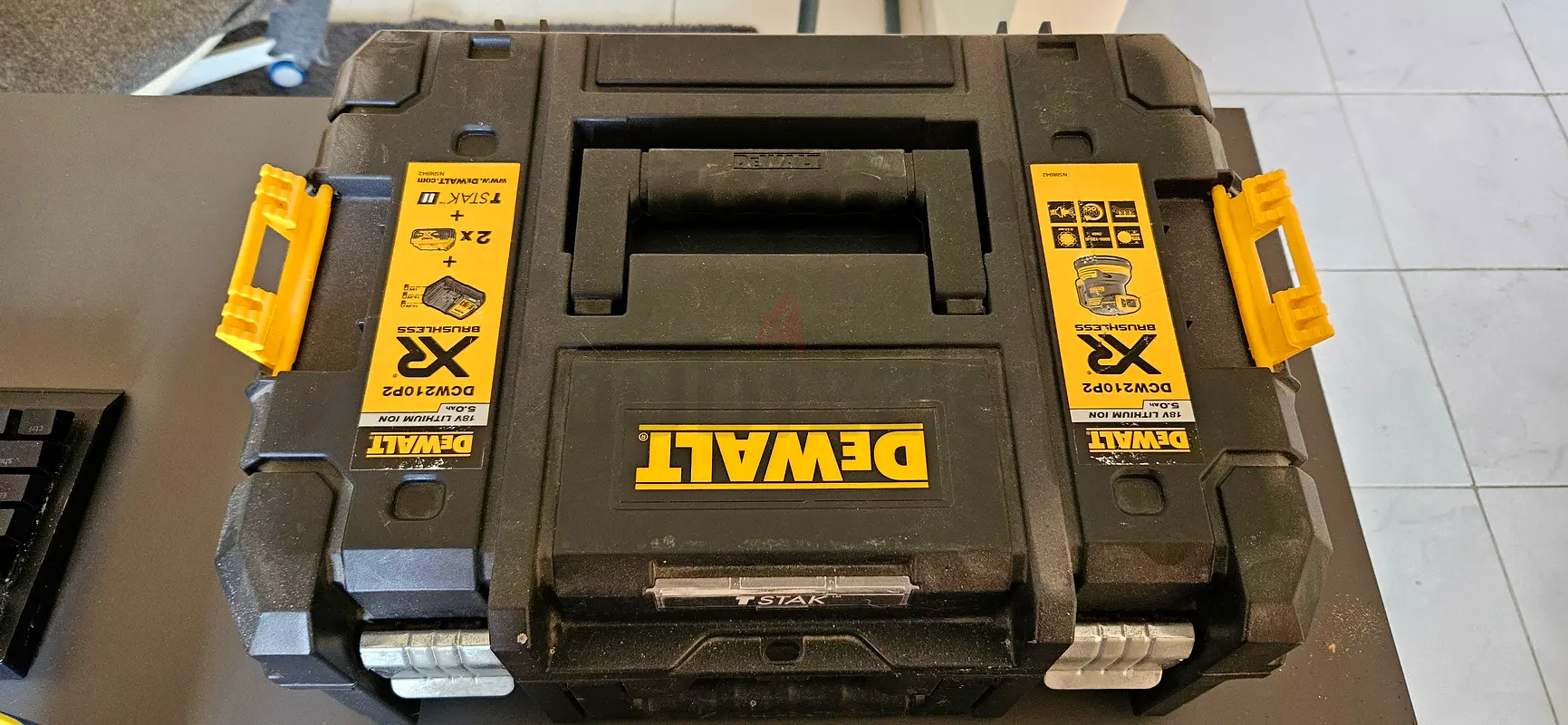 DeWalt Random Orbital Sander63220824124545112