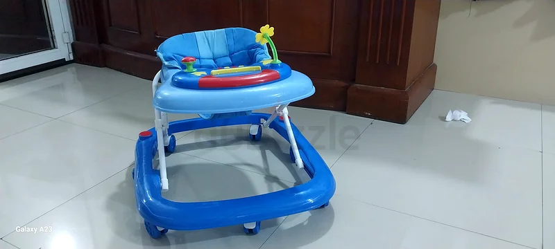 Baby walker63204253928194111