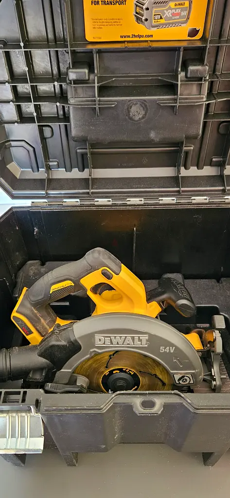 DeWalt Cordless Precision Circular Saw63220823914113113