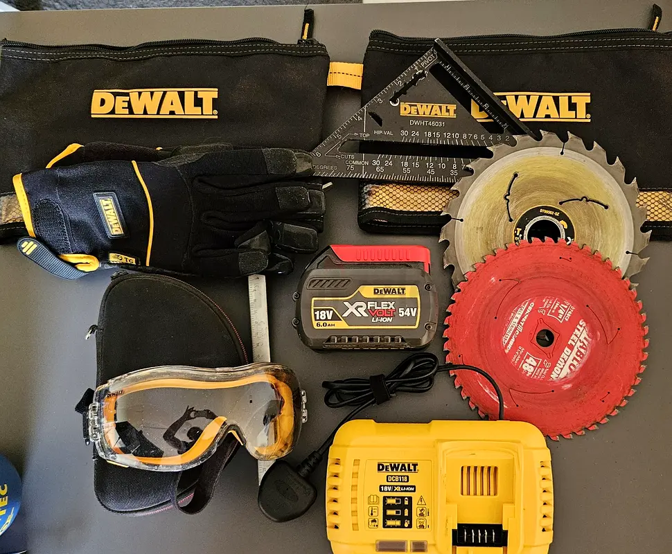 DeWalt Cordless Precision Circular Saw63220823914113111