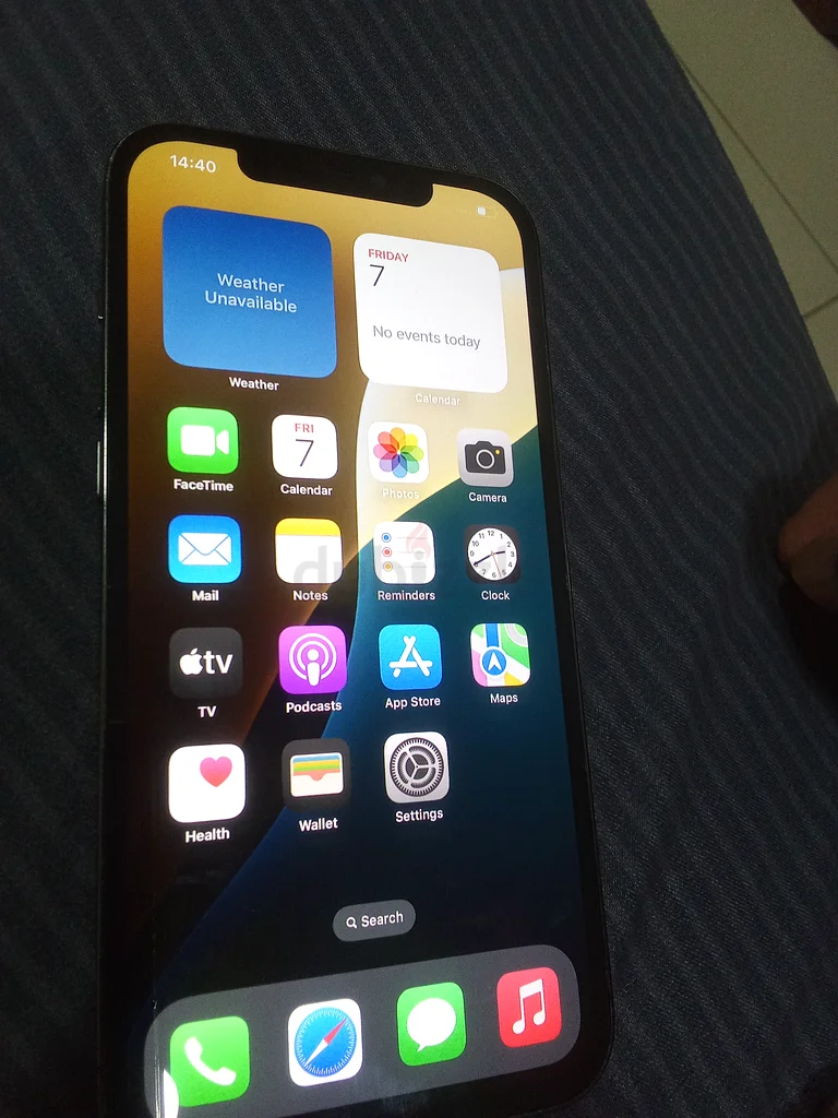 آيفون أبل بحالة جيدة - احصل عليه الآن!632153823717131124