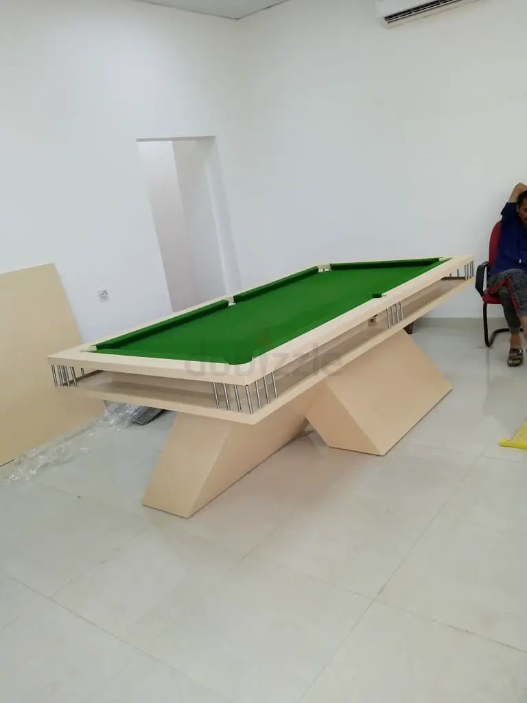 Billiard Table 876