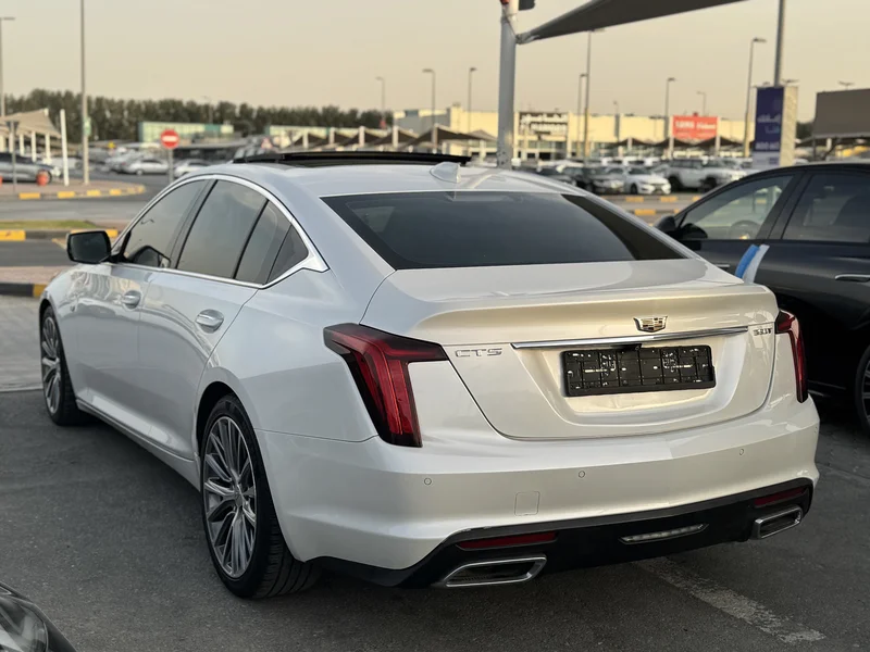 Cadillac CT5 Gulf in agency condition62929647710595113