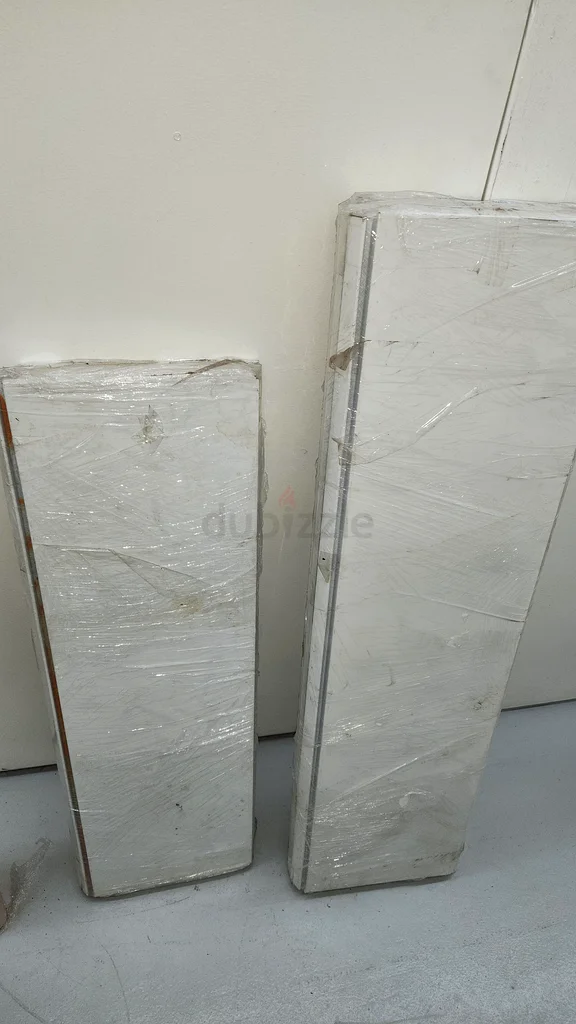 16 White Metal Shelfs63257630806915110