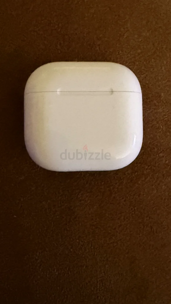 AirPods 4 مستخدمة مع Apple Care، عزل الصوت63190117822977111