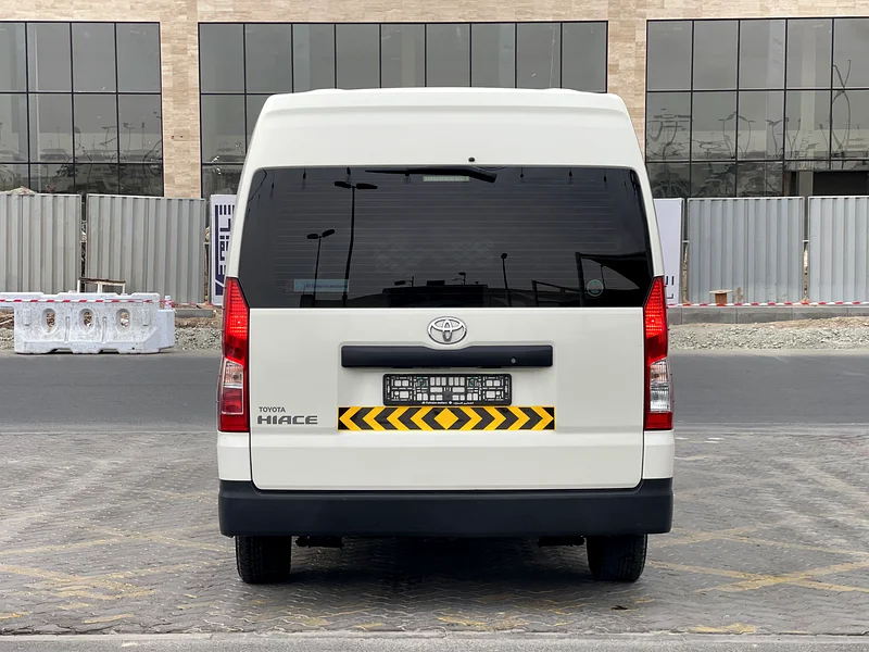 Toyota Hiace 2022 Gulf model, high roof, in excellent condition63166156485249113