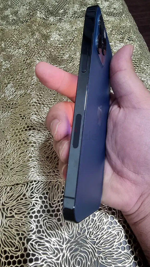 آيفون 12 برو 128 جيجابايت