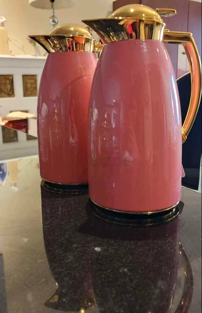 2 brand new glitter flasks for 20063215872359682110