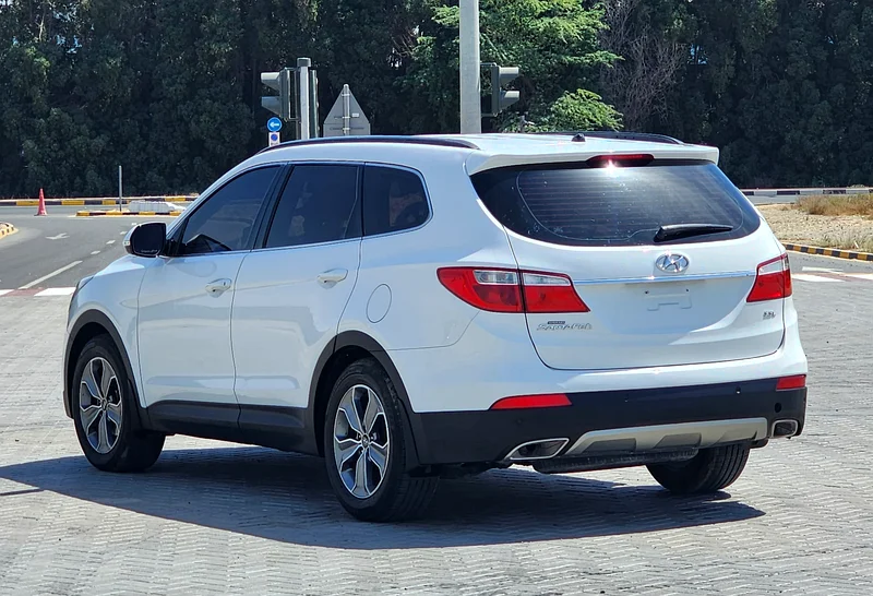 Hyundai Santa fe model 2016 GCC63171299585411113