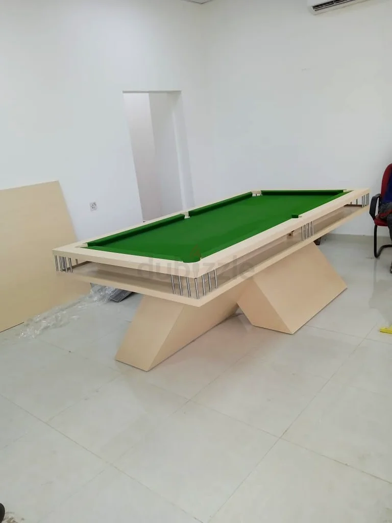طاولة بلياردو 896632447143930911128