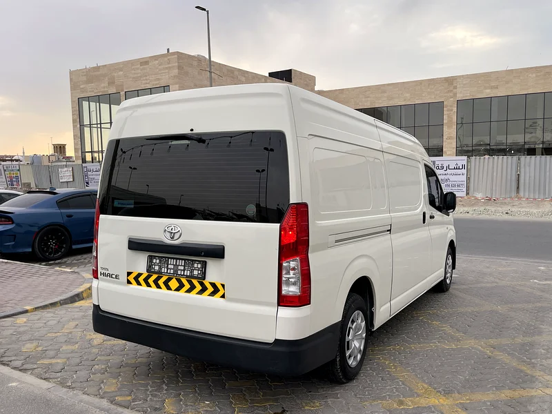 Toyota Hiace 2022 Gulf model, high roof, in excellent condition63166156485249112
