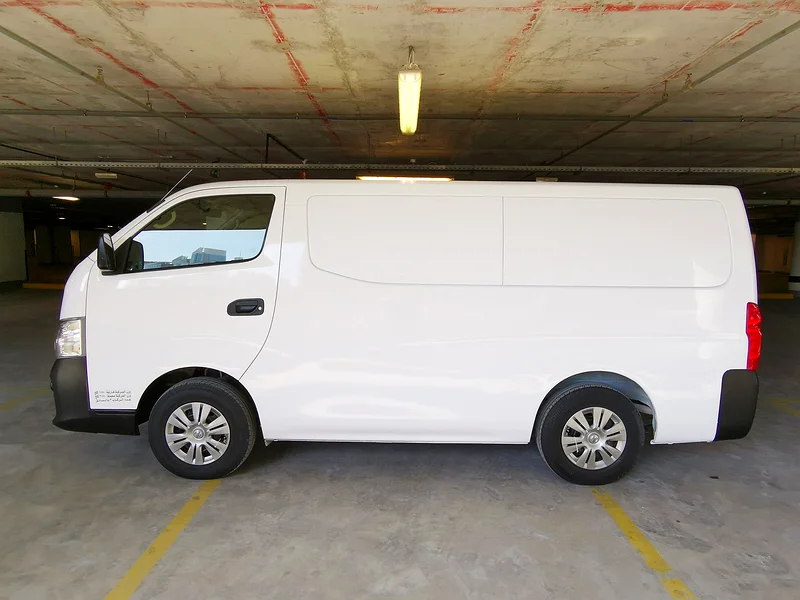 Nissan Urvan NV350 3 Seater Manual 2021 Model GCC Specs With Service History In Very Good Condition63148649124097114