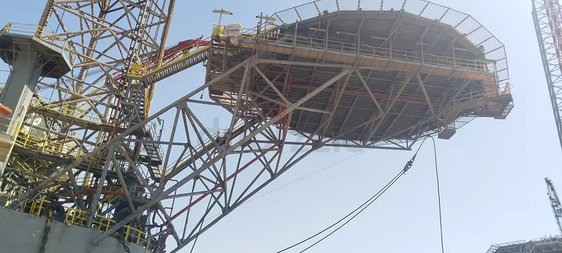 بيع الخردة المعدنية لإعادة تأهيل المنصة63258660304898114