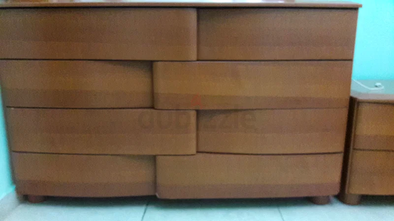 Dresser with mirror63220327113219112