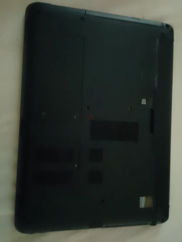 (250 درهم إماراتي) سوني فايو SVF142A29W مستعمل – إنتل كور i5، بيع سريع في الإمارات (بعض الخدوش، بدون شاحن)63256071937410113
