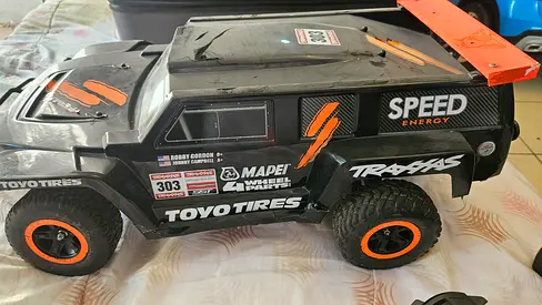 Traxxas slash hummer 2wd