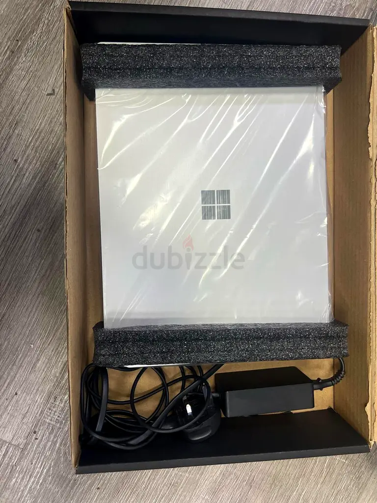 Surface laptop 4 11 th generation63255526841347110