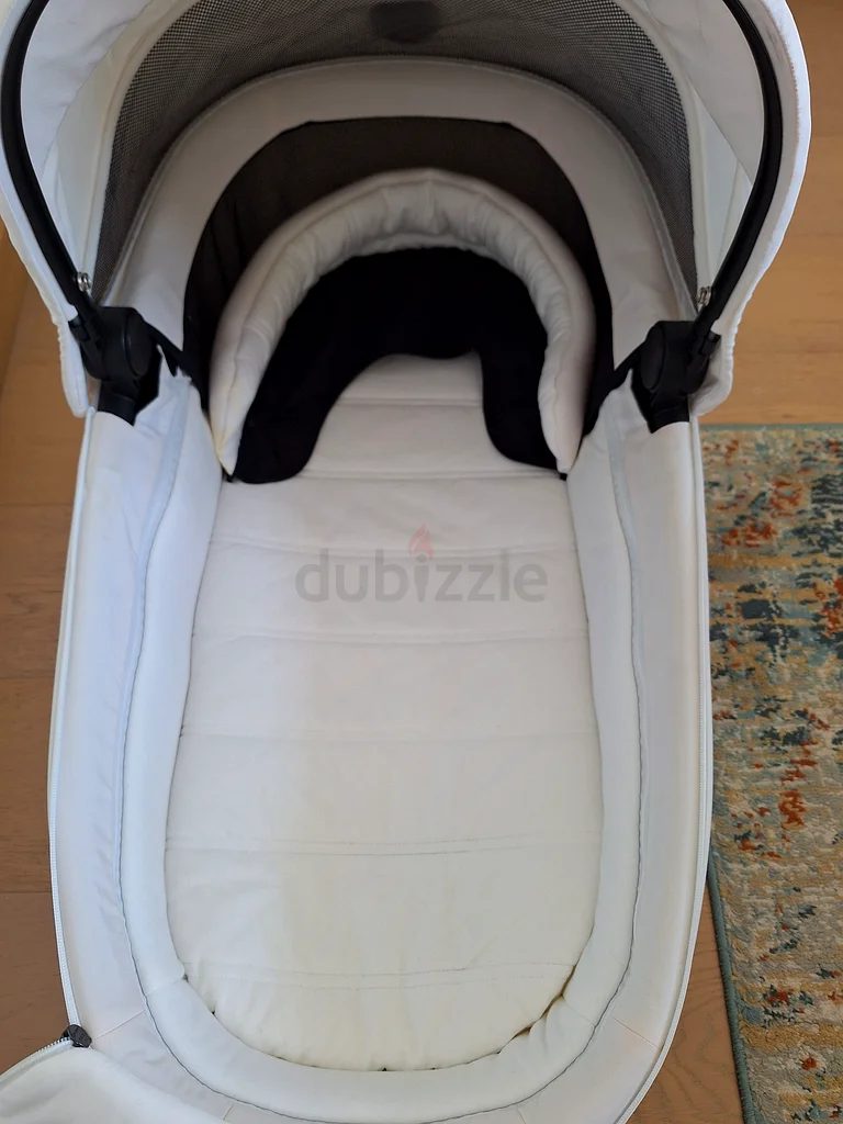 CYBEX Priam Lux Carry Cot - white63265104571523113