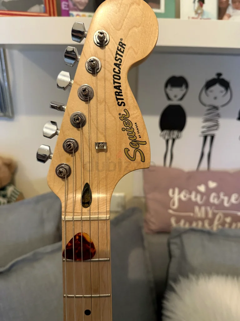 Fender Squier Electric Guitar Kit, Stratocaster, 15G Guitar Amp, Guitar Strap, and More63199131855234112