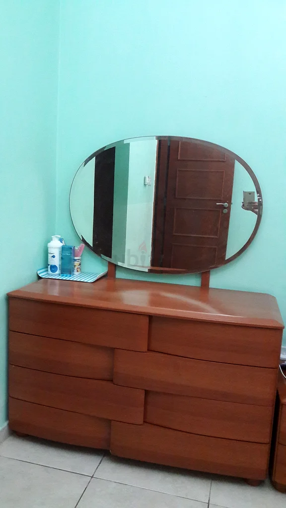 Dresser with mirror63220327113219111