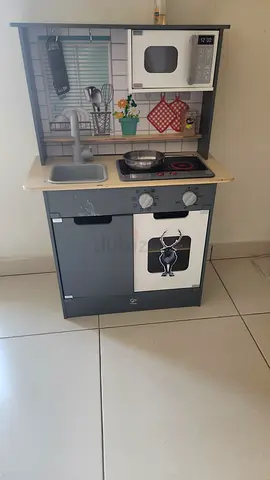Hape Toy Kitchen pretent and play