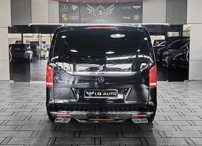 4,150 درهم شهريًا | مرسيدس بنز V250 2023 | V-Line | ضمن الضمان | 8 مقاعد | مواصفات خليجية63146292034051114
