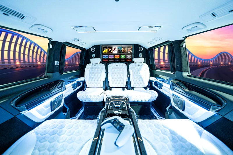 NEW 2025 MODEL FACELIFT VIP MERCEDES GCC V300 with ADDITIONAL REAR AC - 2 Years Warranty by VLINE63163857198082113