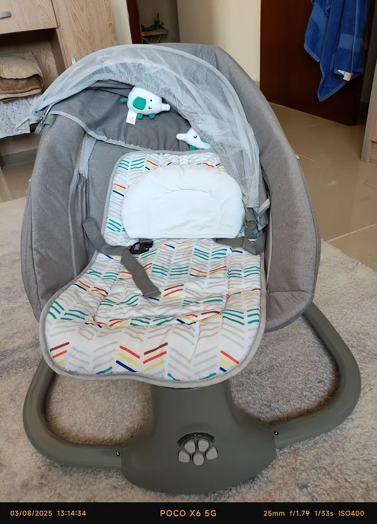 Baby Electric Rocking Chair with Bluetooth Function