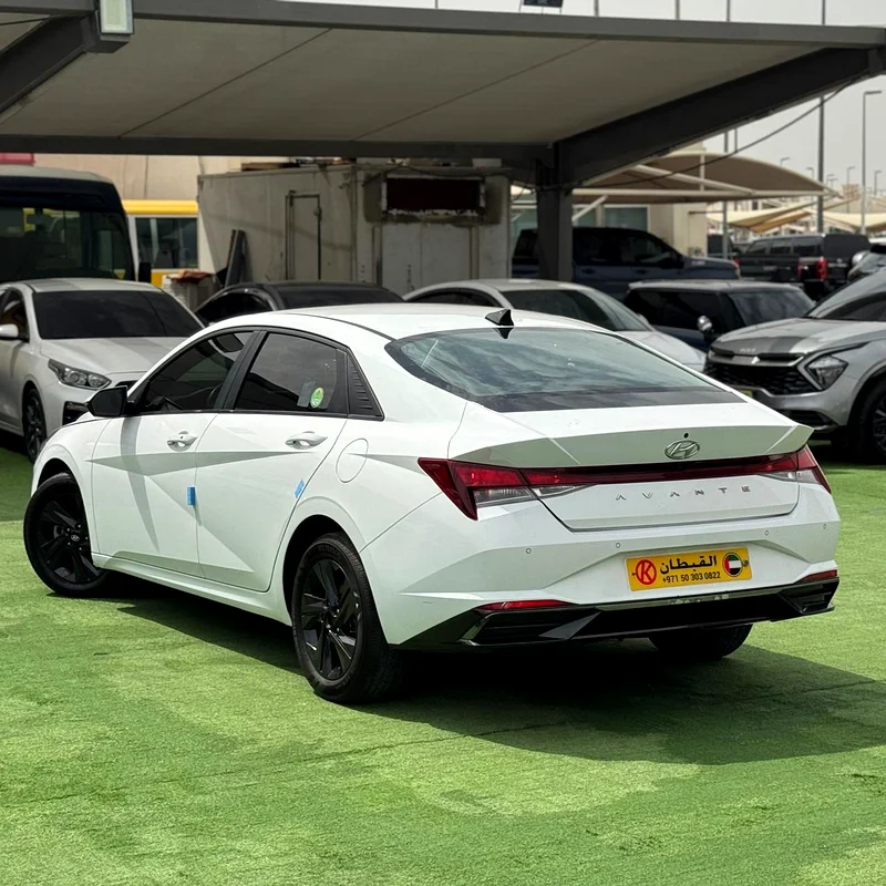 Hyundai Avante 2021 Clean Title Korean Specs63169913774082114