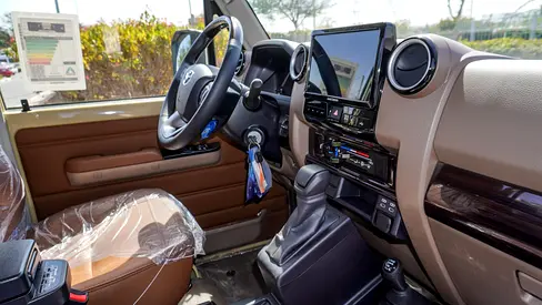 صورة 13 لـ 2025 Toyota LAND CRUISER 70 SERIES