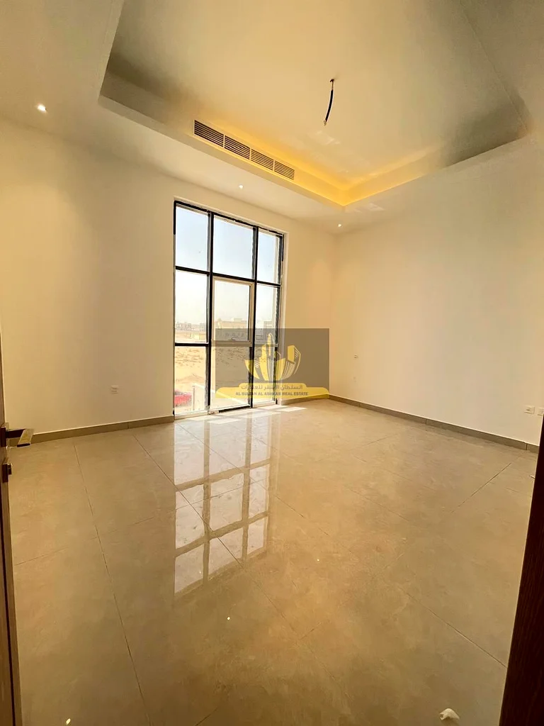 Title: *Luxury Villa for Rent in Al Aweer - Modern Design and Prime Location!* 5 beedroom brand new62890342876034114