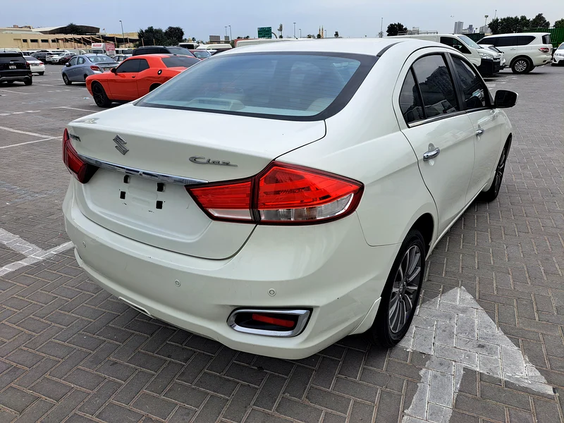 SUZUKI CIAZ MODEL 2022 GOOD CONDITION ACCIDENT FREE FULL AUTOMATIC ONE OWNER UASE GCC FOR SALE63135973659650113