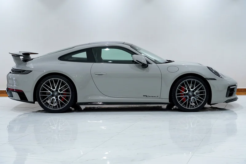 2024 Porsche 911 Carrera S | GCC  Crayon Exterior | Fully Loaded | AED 699,00063231638578051114