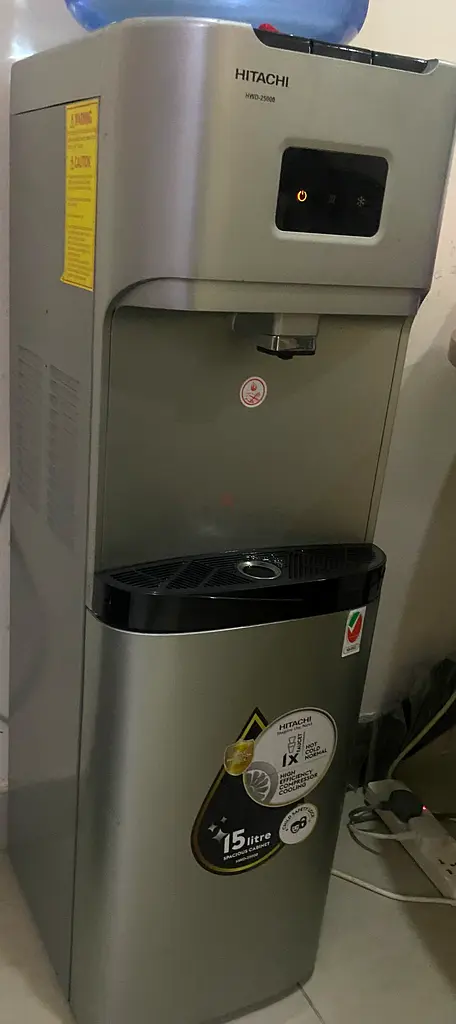Water dispenser for Urgent Sale