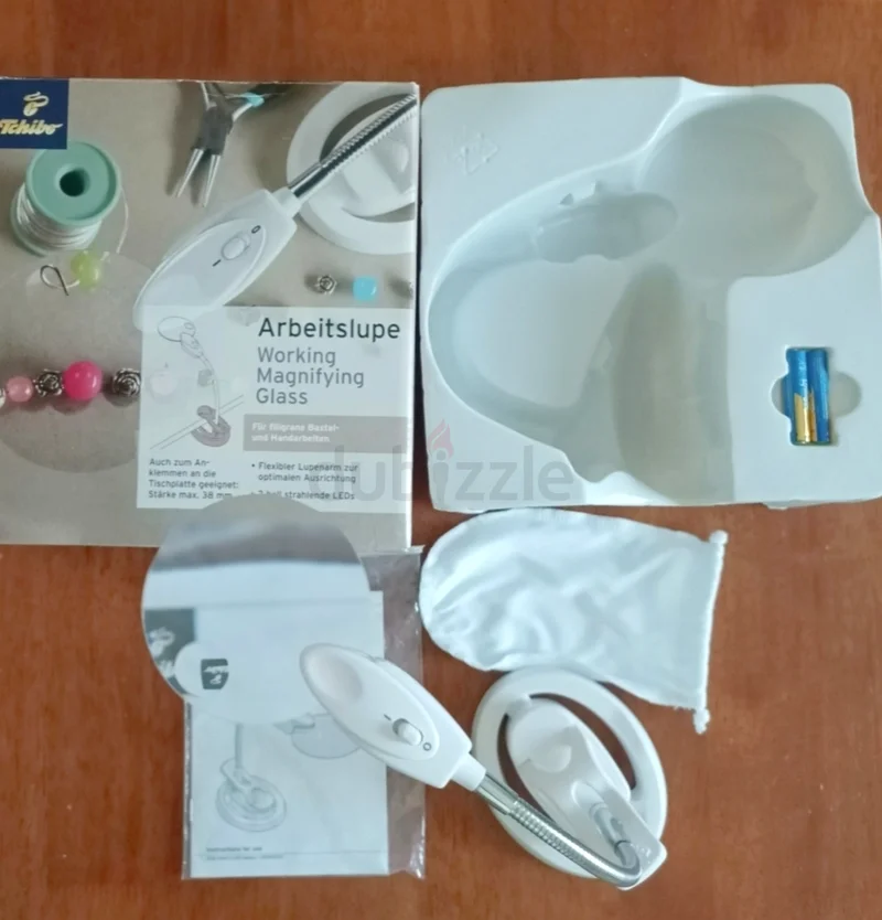 Educational Magnifying glass with the table clip63206874919553117