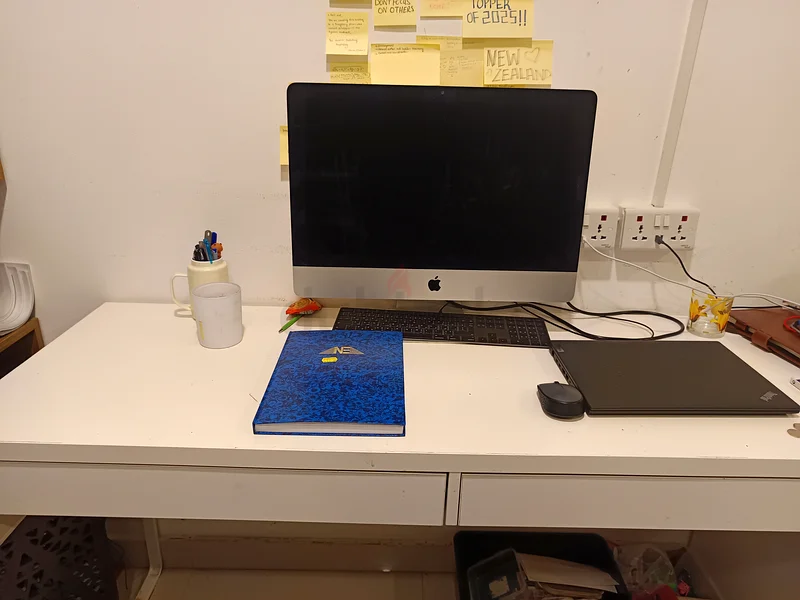 طاولة دراسة63187224130817110