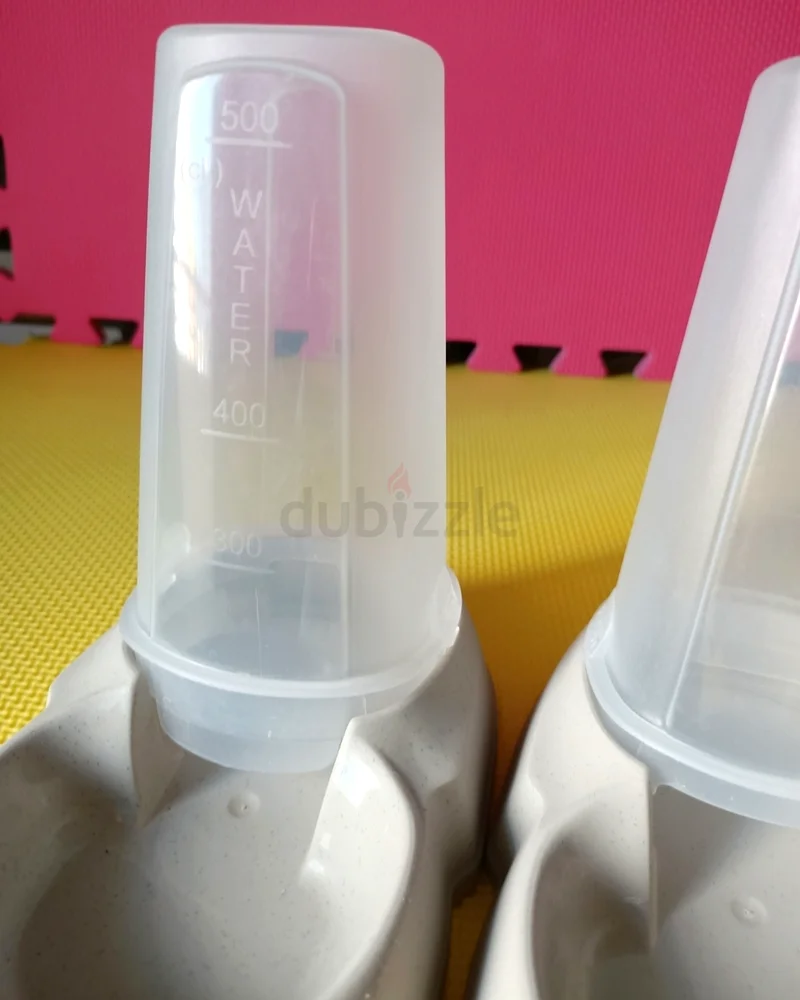 من dispenser ماء وطعام للحيوانات الأليفة63173151519491112