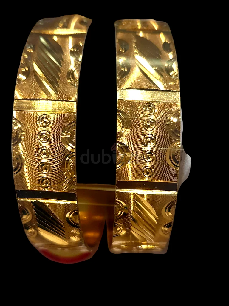 Elegant Gold plated  bangles63232158233219113
