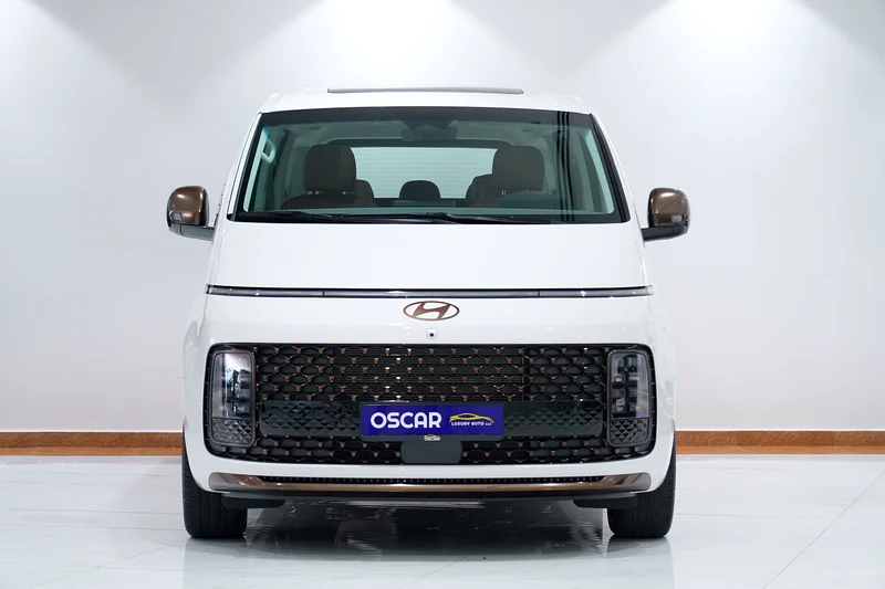 Brand New 2025 Hyundai Staria 3.5L V6 Luxury | 7-Seater MPV | AED 209,00063169913550210113