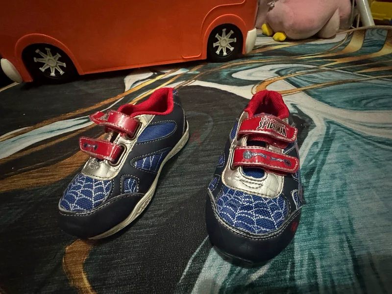Spiderman running shoes63238586579203111
