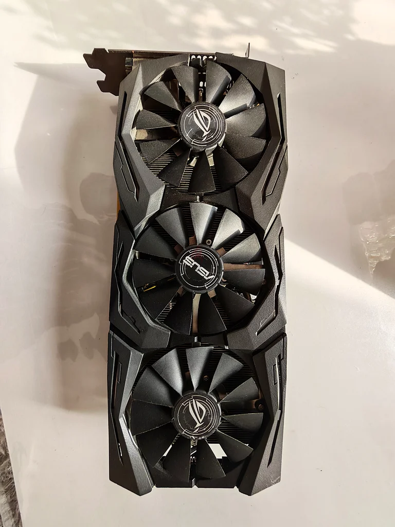 Asus Strix GTX 1080 GPU63256596351106112