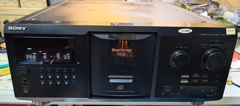 Sony 300 Disc CD Player63266527521795118